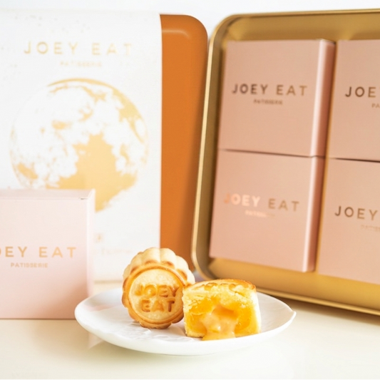 Handcrafted Egg Custard Mooncakes